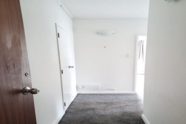 Photo of property in Hobson Court Flats, 34/70 Hobson Street, Thorndon, Wellington, 6011