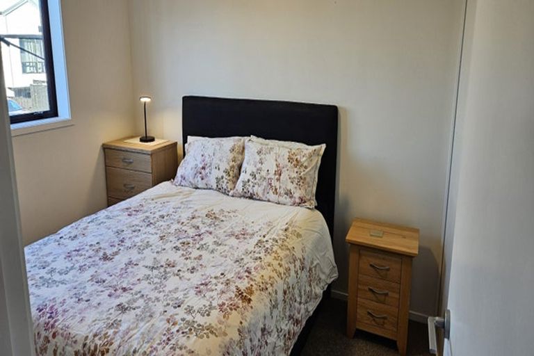 Photo of property in 23 Manarini Road, Westgate, Auckland, 0614
