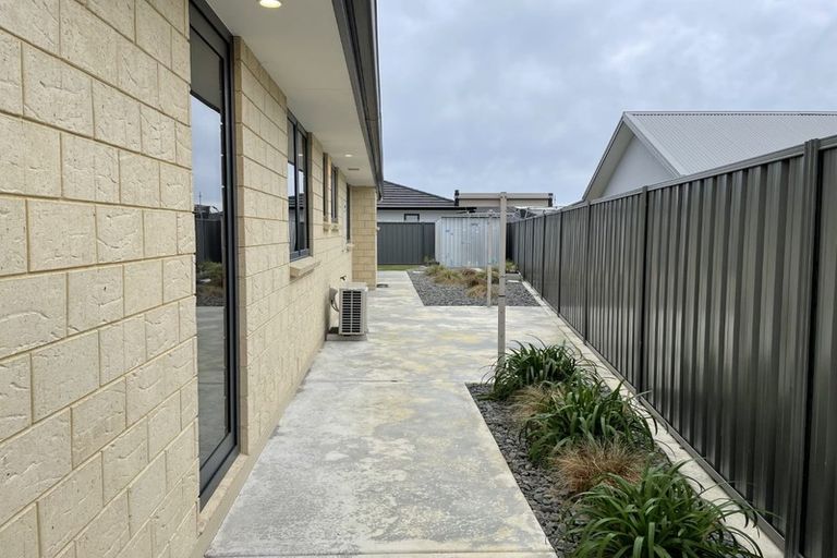 Photo of property in 7 Benmore Place, Poraiti, Napier, 4112