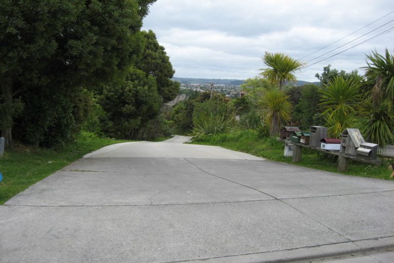 Photo of property in 65 Roberts Road, Matakatia, Whangaparaoa, 0930