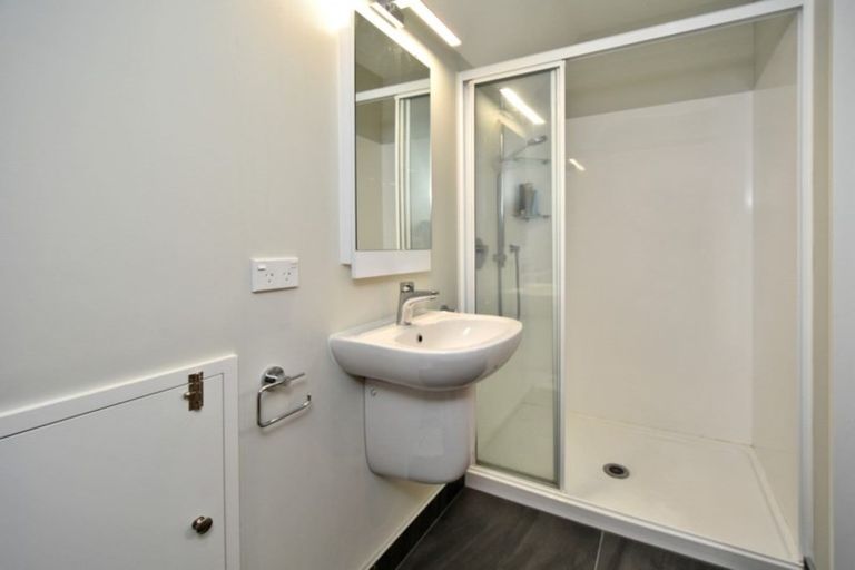 Photo of property in 2/155 Peterborough Street, Christchurch Central, Christchurch, 8013