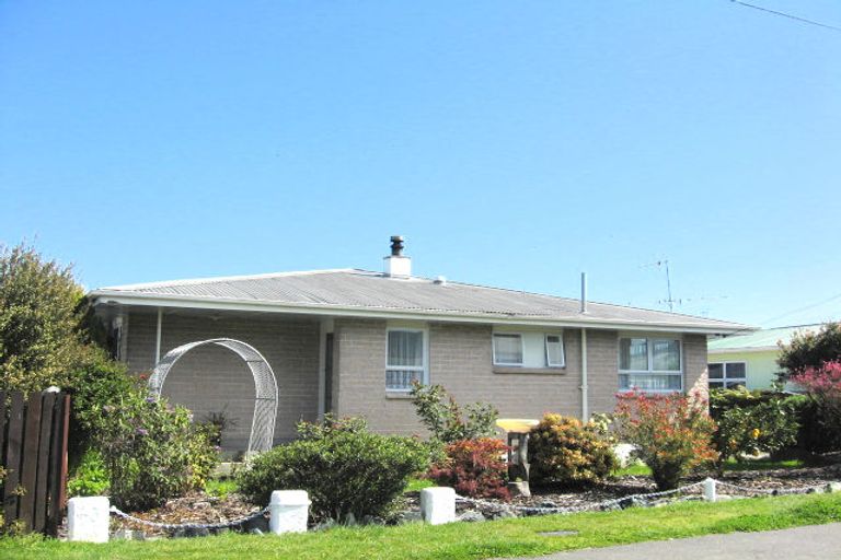 Photo of property in 316 Seaview Road, Stoke, Nelson, 7011