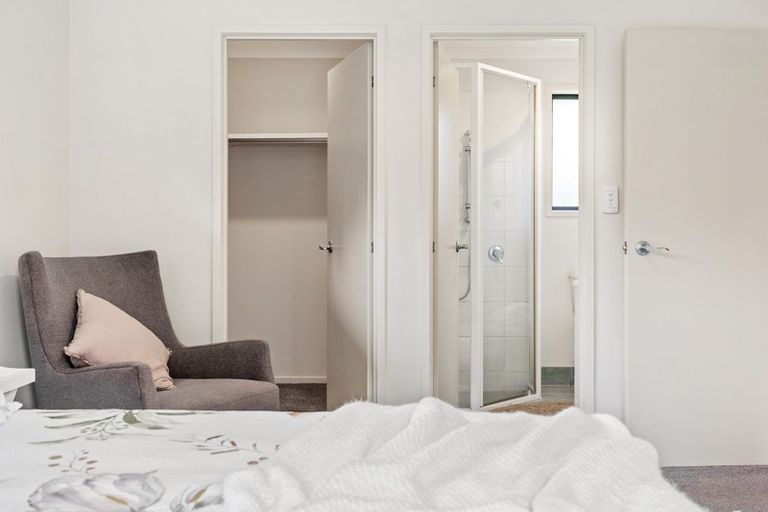 Photo of property in 118 Bodhisattva Road, Waitoki, Silverdale, 0994