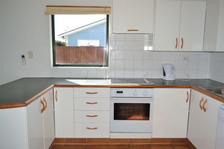 Photo of property in 33a Broadway Avenue, Waikuku Beach, 7473