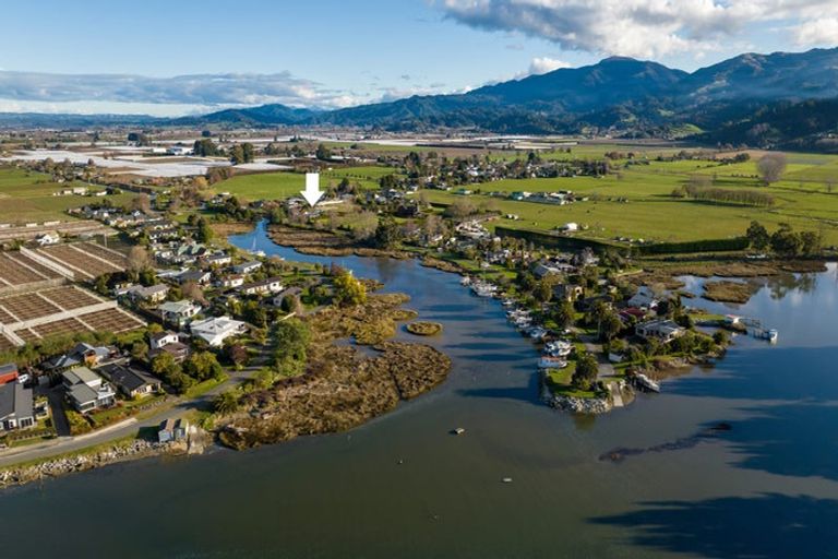 Photo of property in 13 Green Tree Road, Riwaka, Motueka, 7198