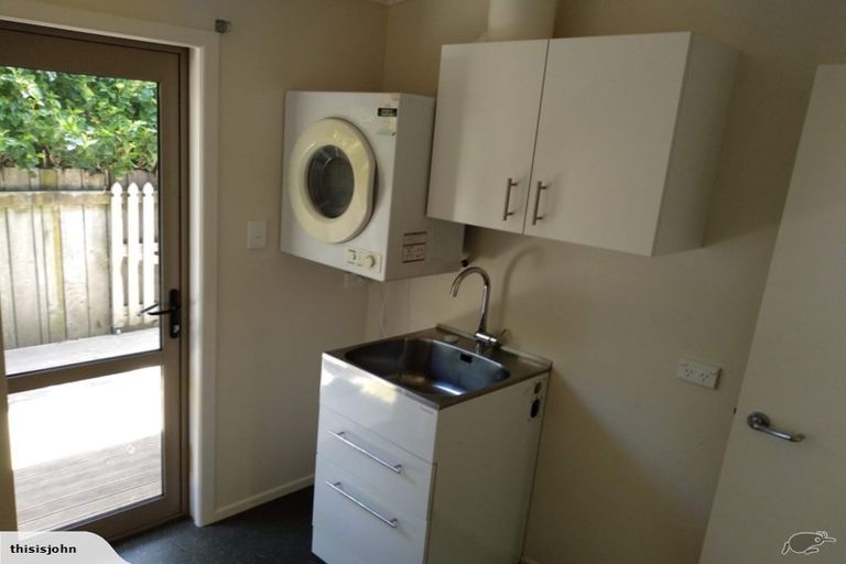 Photo of property in 996b Tremaine Avenue, Roslyn, Palmerston North, 4414