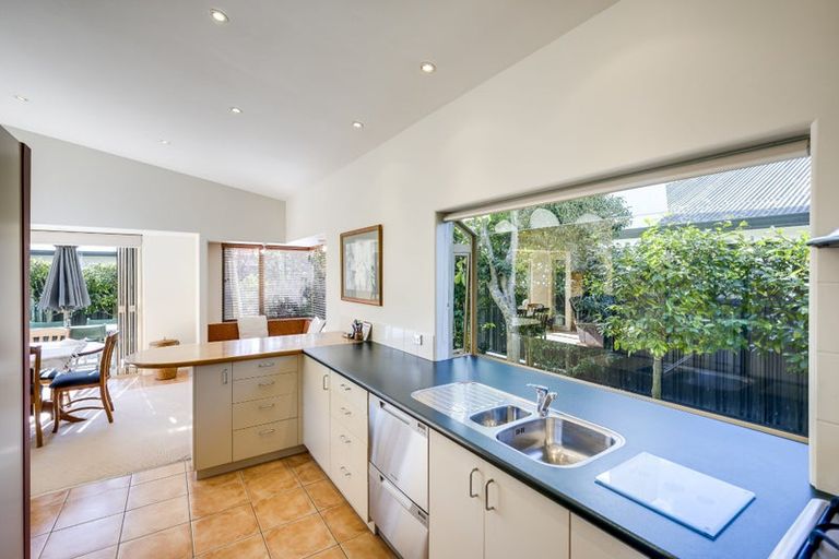 Photo of property in 7 Irene Mooney Place, Greenmeadows, Napier, 4112