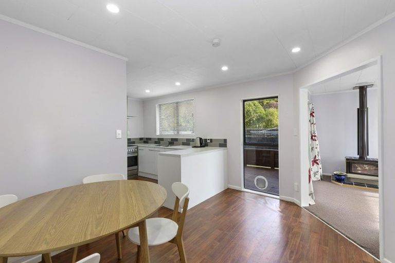 Photo of property in 2/12 Garnet Grove, Birchville, Upper Hutt, 5018