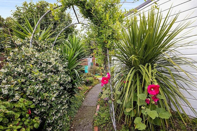 Photo of property in 35 Victoria Street, Patea, 4520