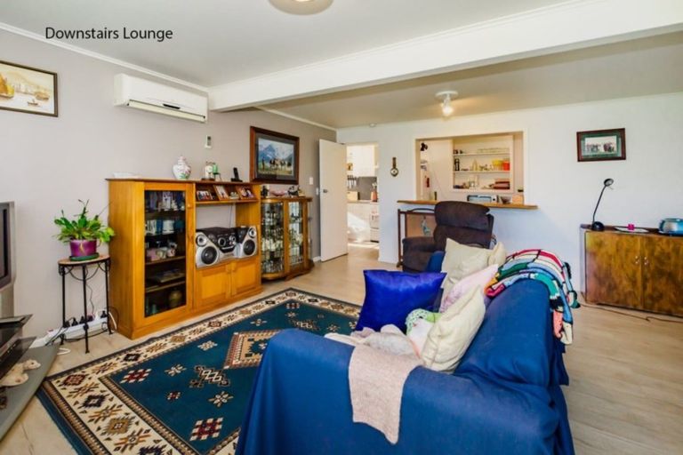 Photo of property in 19 Mahana Road, Paraparaumu Beach, Paraparaumu, 5032