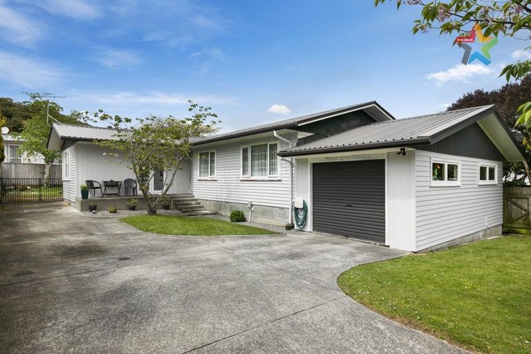 Photo of property in 12 Mitimiti Grove, Wainuiomata, Lower Hutt, 5014