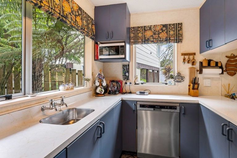 Photo of property in 81 Sunbrae Drive, Silverstream, Upper Hutt, 5019