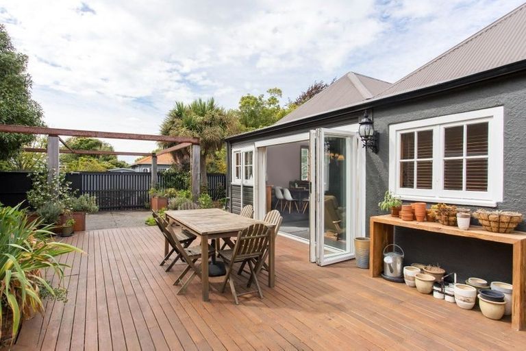 Photo of property in 75 Ranfurly Street, St Albans, Christchurch, 8014