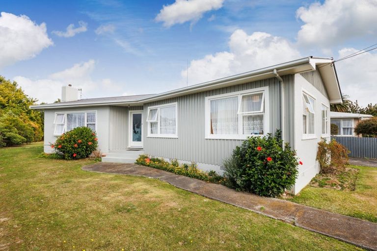 Photo of property in 7 Sinclair Avenue, Highbury, Palmerston North, 4412