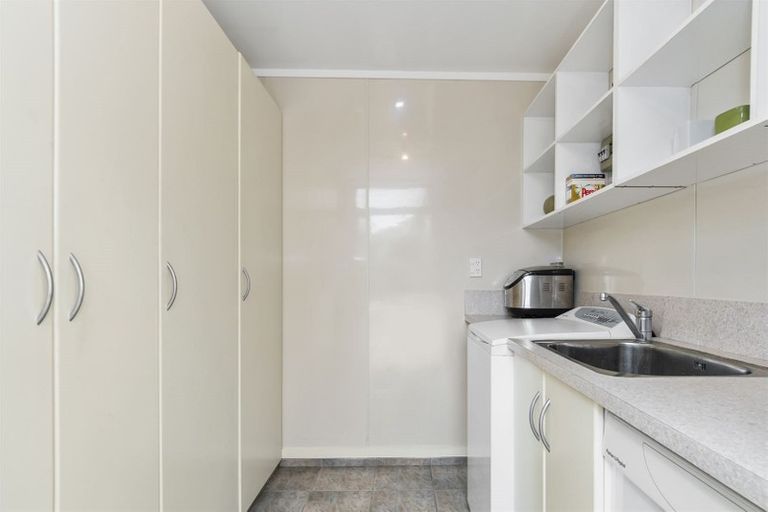 Photo of property in 41 Waitui Grove, Mount Maunganui, 3116