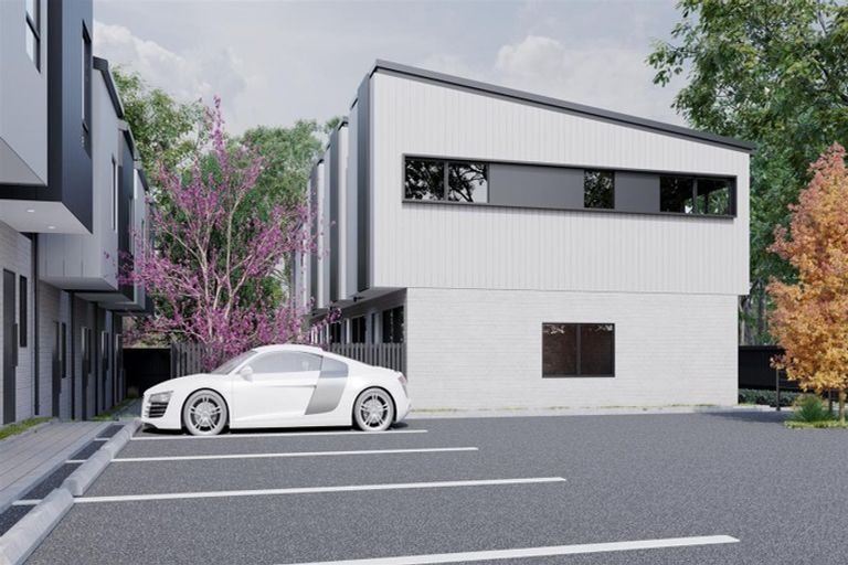 Photo of property in 16 River Road, Te Atatu Peninsula, Auckland, 0610