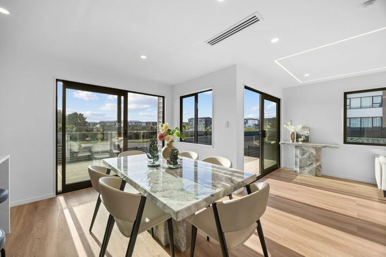 Photo of property in 3 Tinaku Road, Flat Bush, Auckland, 2019