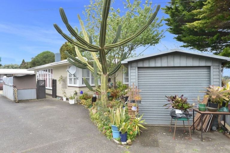 Photo of property in 6a Holmes Avenue, Otangarei, Whangarei, 0112