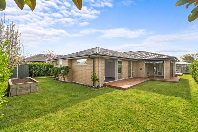 Photo of property in 77 Whincops Road, Halswell, Christchurch, 8025