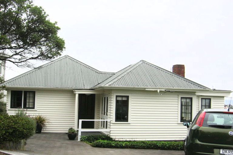 Photo of property in 71 Amritsar Street, Khandallah, Wellington, 6035