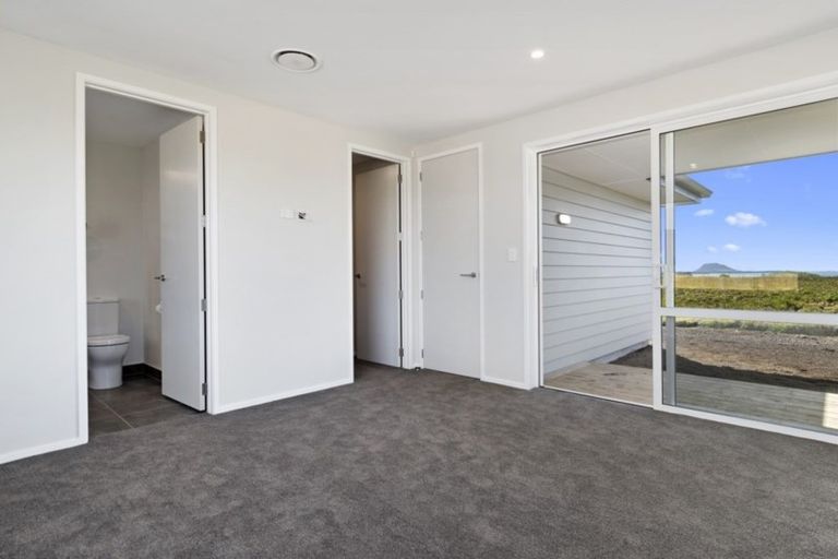 Photo of property in 30 Ridge Drive, Omokoroa, 3114