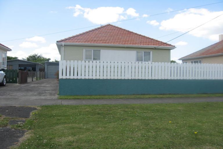 Photo of property in 16 Brunswick Road, Aramoho, Whanganui, 4500