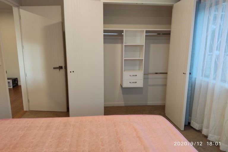 Photo of property in 27 Casheltown Way, Flat Bush, Auckland, 2019