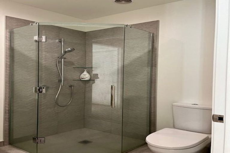 Photo of property in 6 Glide Lane, Whitby, Porirua, 5024