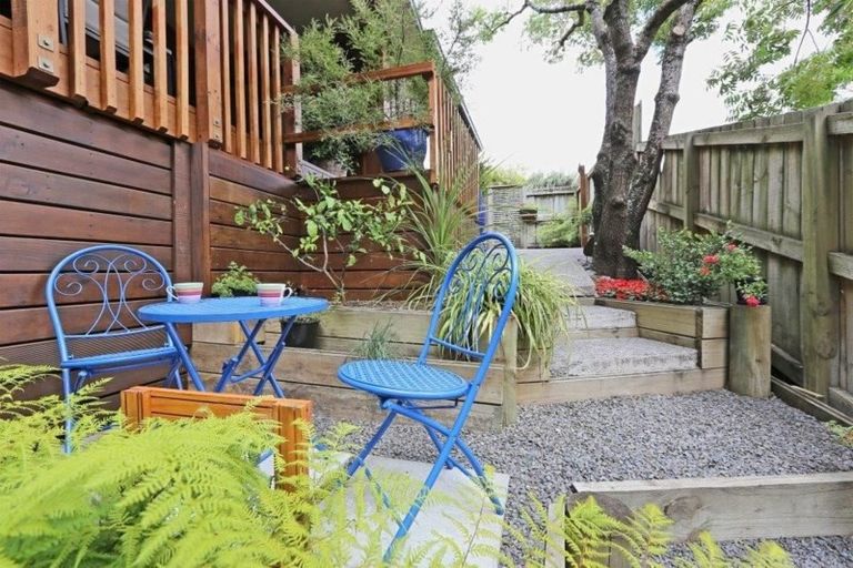 Photo of property in 5 George Place, Havelock North, 4130