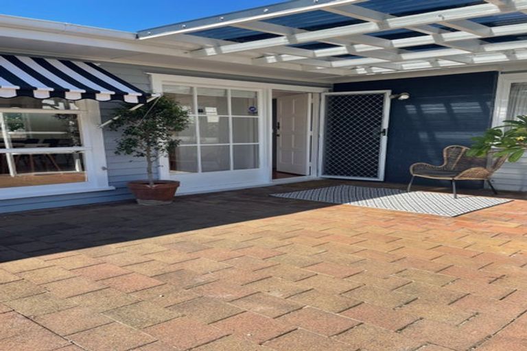 Photo of property in 1/10 Riverlea Avenue, Pakuranga, Auckland, 2010