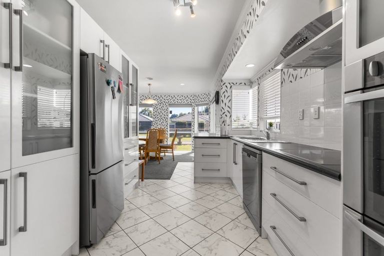 Photo of property in 11 Oleander Lane, Mount Maunganui, 3116