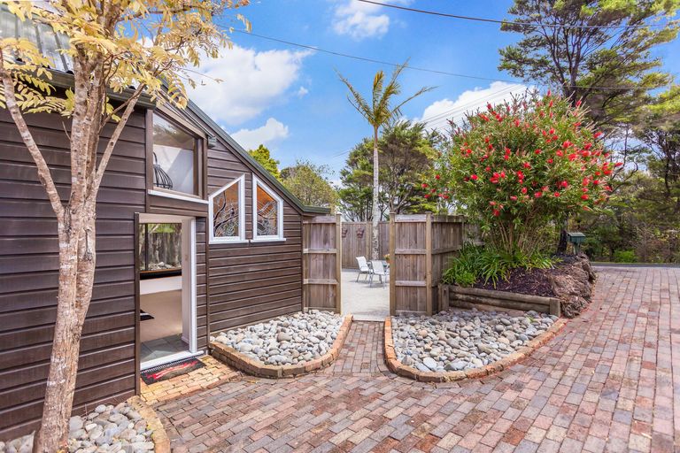 Photo of property in 470 Huia Road, Laingholm, Auckland, 0604