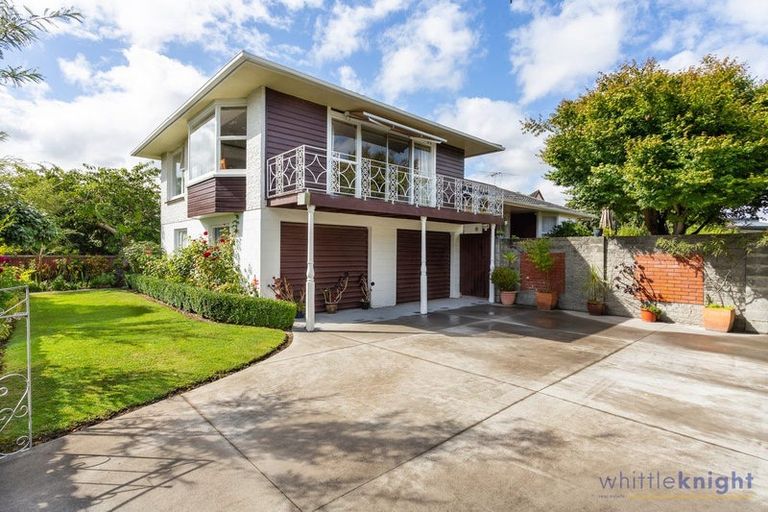 Photo of property in 57 Kent Lodge Avenue, Avonhead, Christchurch, 8042