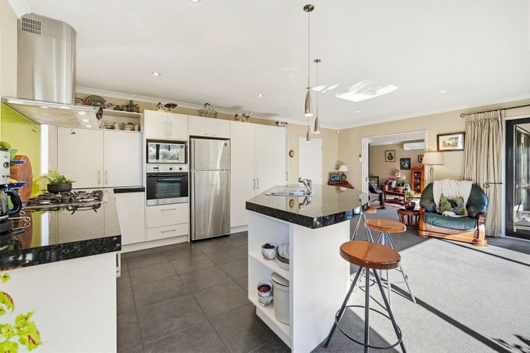 Photo of property in 16 Kensington Avenue, Rangiora, 7400