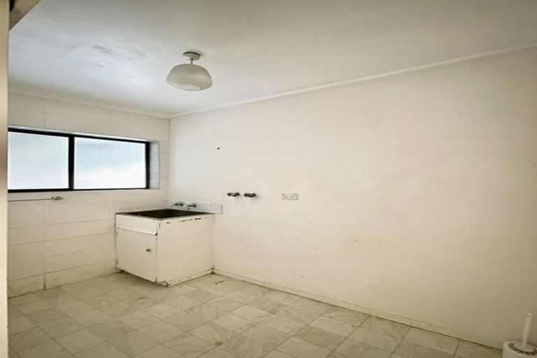 Photo of property in 1/2 Deep Creek Road, Torbay, Auckland, 0630