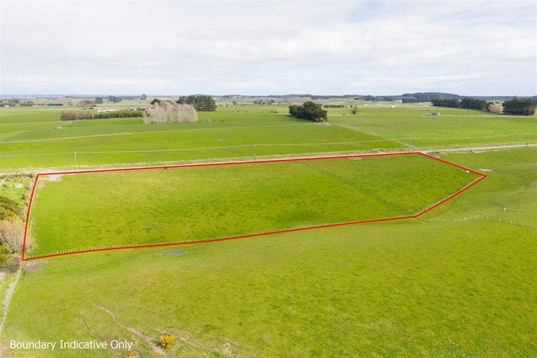 Photo of property in 73 Brightwell Road, Marton, 4894