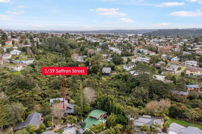Photo of property in 1/39 Saffron Street, Birkdale, Auckland, 0626