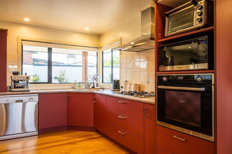 Photo of property in 38 Grove Avenue, Weston, Oamaru, 9401