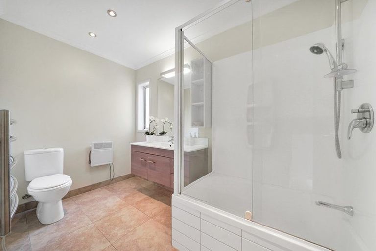 Photo of property in 60 Station Street, Hobsonville, Auckland, 0616