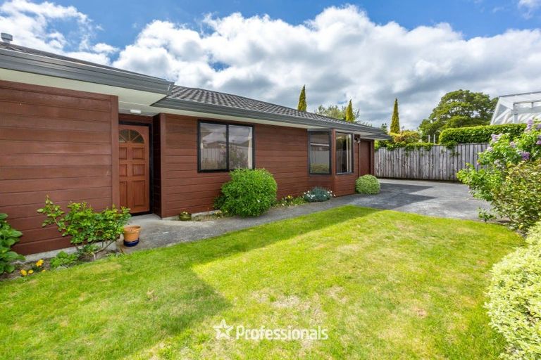 Photo of property in 2/36 Thackeray Street, Trentham, Upper Hutt, 5018