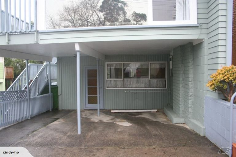 Photo of property in 1 Lynn Road, Bayview, Auckland, 0629