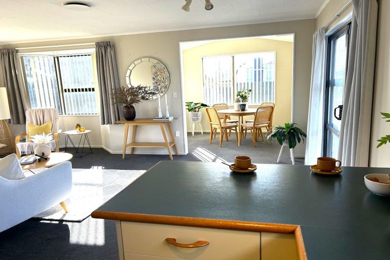 Photo of property in 15 Wild Street, Feilding, 4702