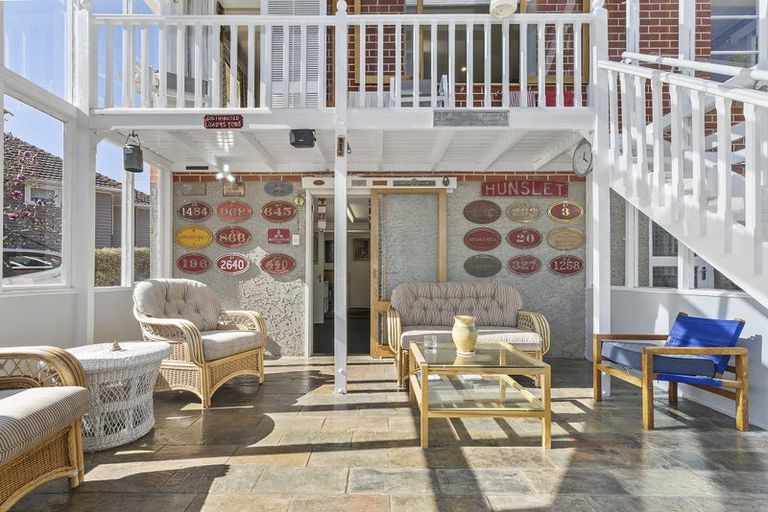 Photo of property in 66 Taylor Terrace, Tawa, Wellington, 5028