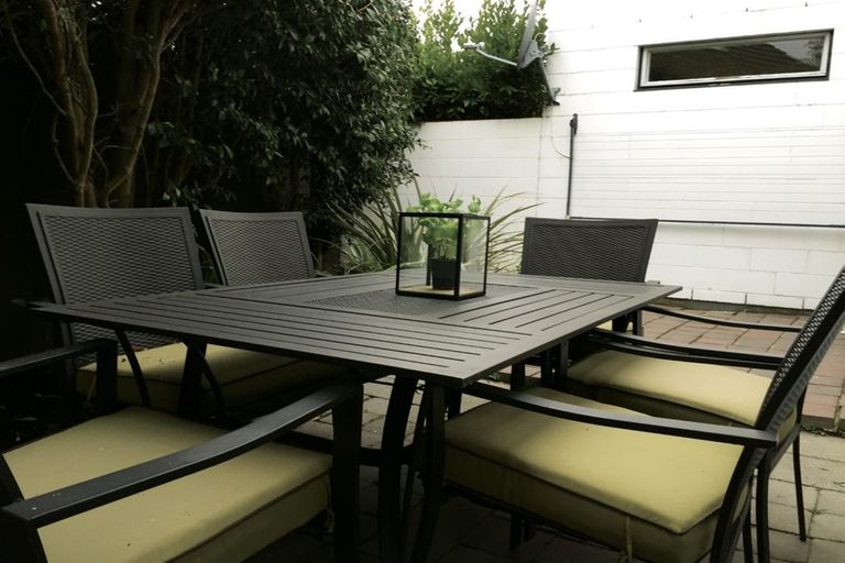 Photo of property in 3/16 Rossall Street, Merivale, Christchurch, 8014