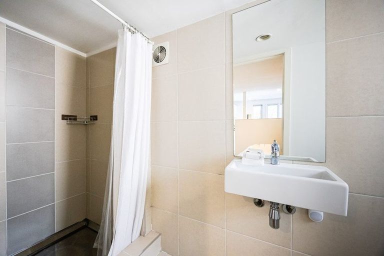 Photo of property in 58 Church Street, Devonport, Auckland, 0624