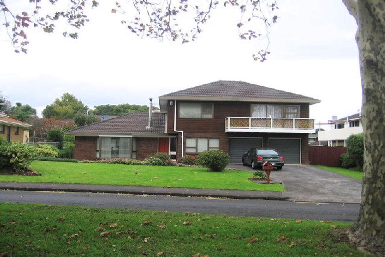 Photo of property in 112 Motatau Road, Papatoetoe, Auckland, 2025