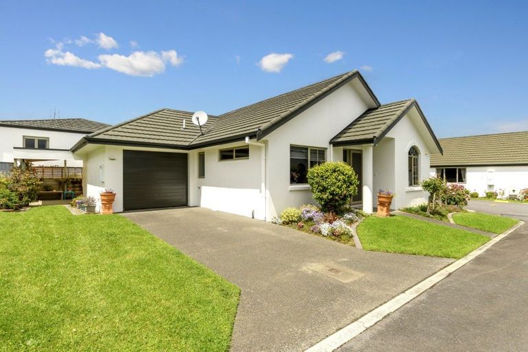 Photo of property in Orange Grove Village, 38/22 Pyes Pa Road, Pyes Pa, Tauranga, 3112