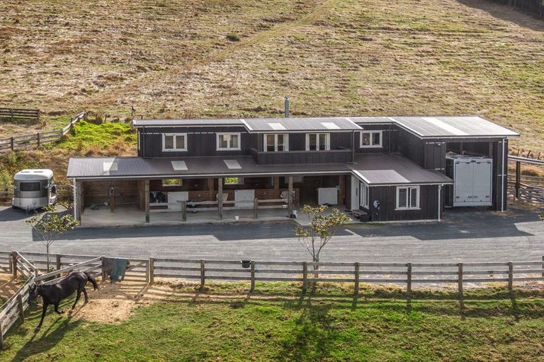 Photo of property in 184 North Road, Clevedon, Papakura, 2582