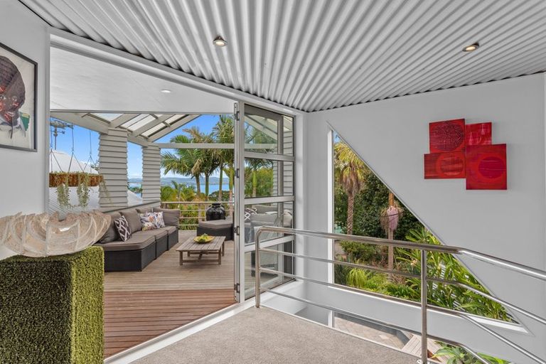 Photo of property in 31 Tizard Road, Birkenhead, Auckland, 0626