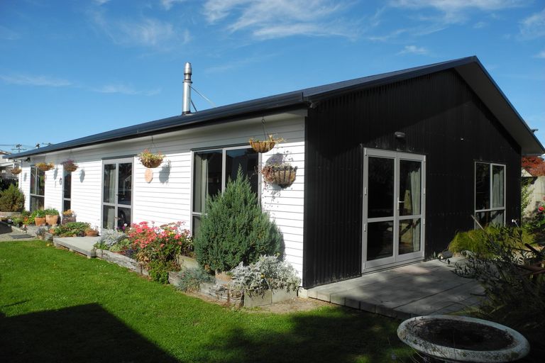 Photo of property in 50a Opie Street, Waimate, 7924